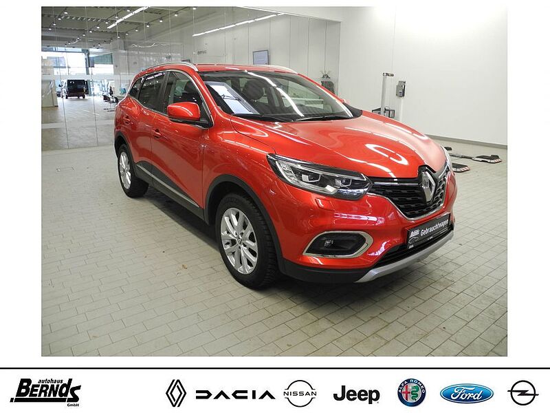 Renault Kadjar TCe140 EDC LIMITED DELUXE NAVI SHZ KAMERA