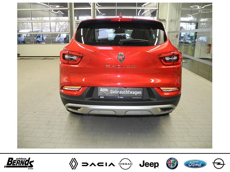 Renault Kadjar TCe140 EDC LIMITED DELUXE NAVI SHZ KAMERA