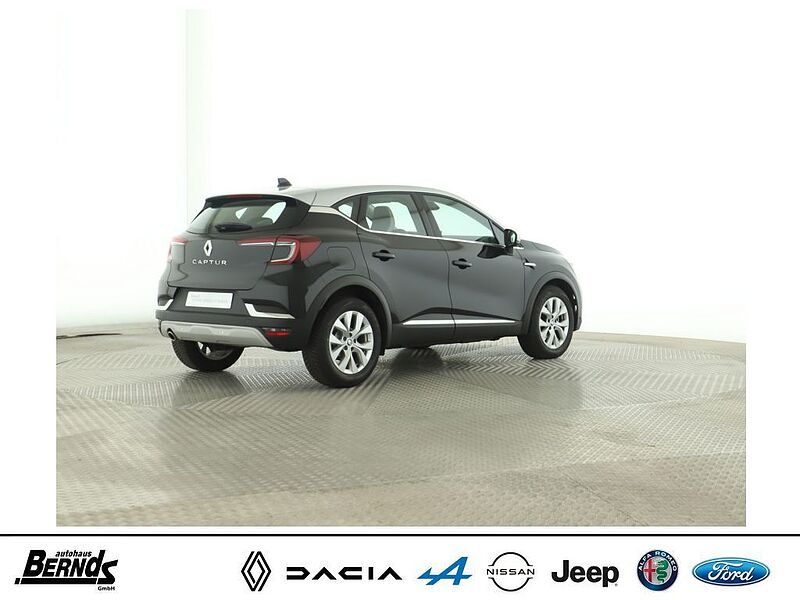 Renault Captur TCe140 INTENS INFOTAINMENT + WINTER PKT.