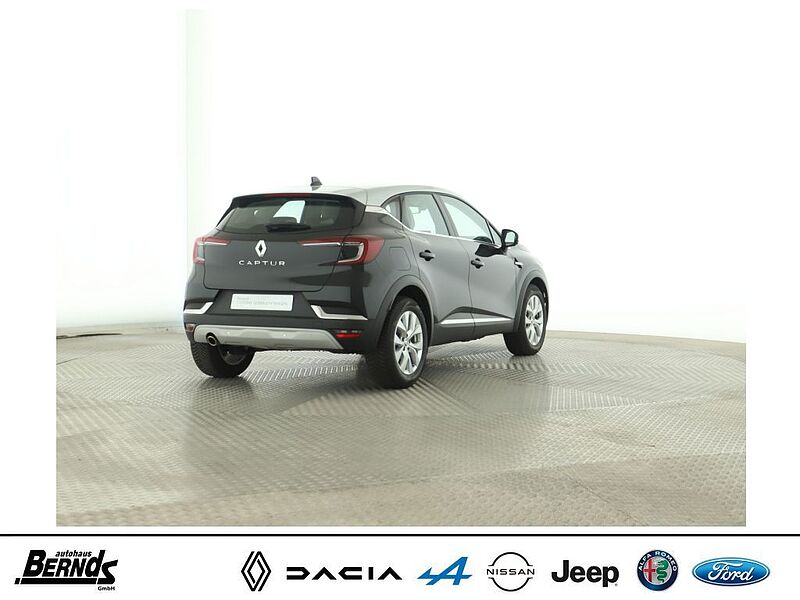 Renault Captur TCe140 INTENS INFOTAINMENT + WINTER PKT.